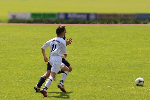 二人便以出 二人便以出